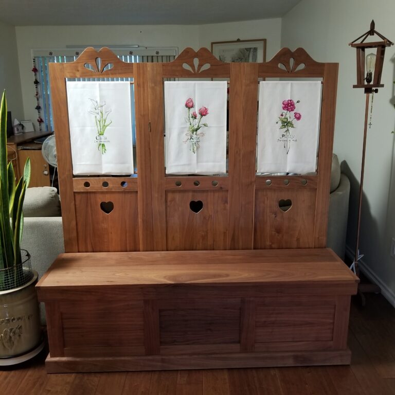 Privacy Screen and Chest